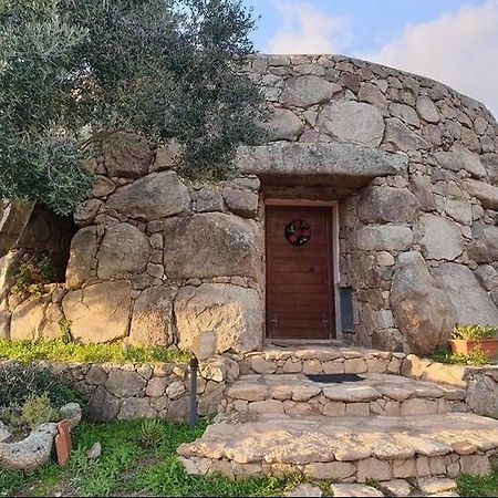 Il Nuraghe Del Lago Coghinas Oschiri Exterior photo